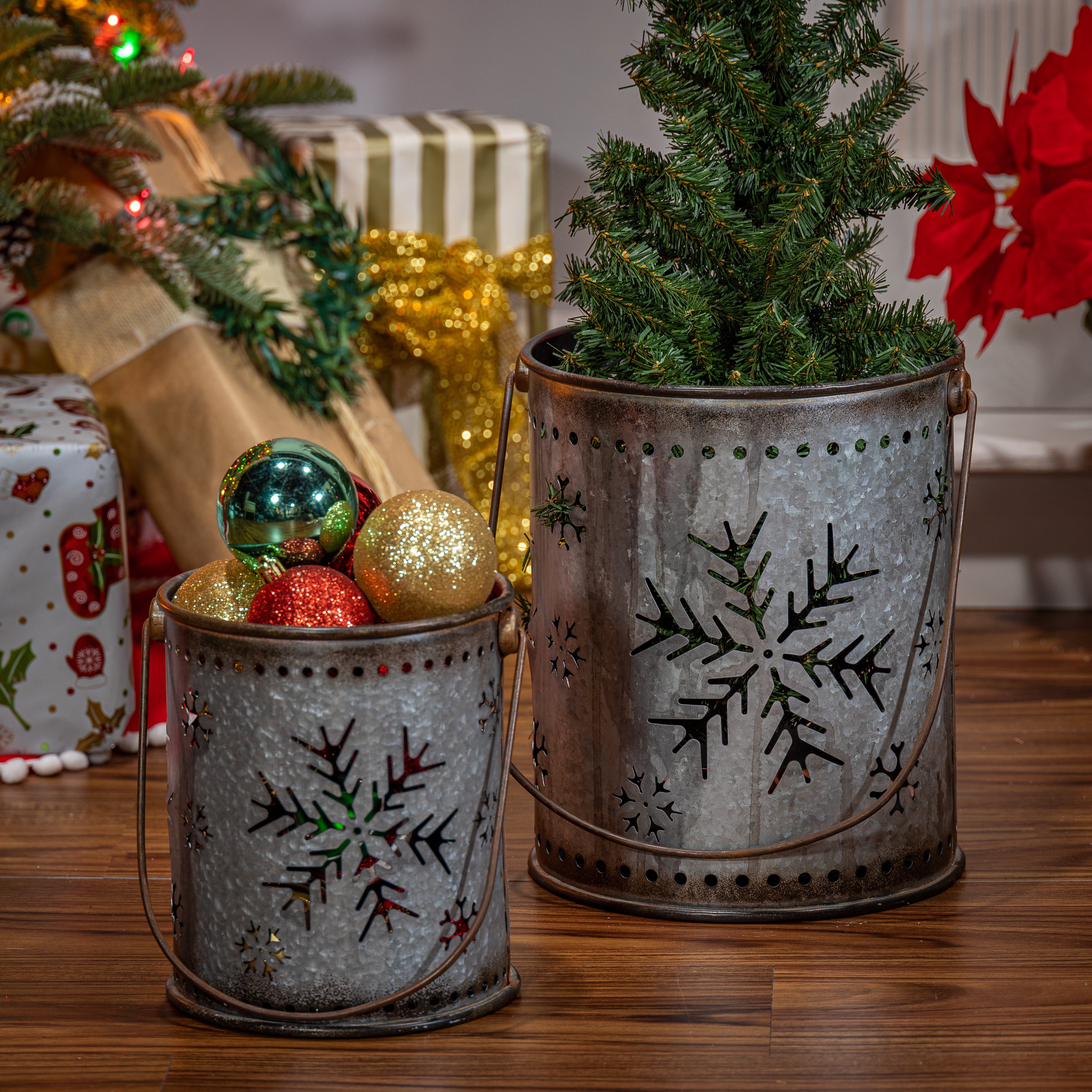 Set of 2 Nesting Metal Galvanized Snowflake Luminaries, Lg is 19.8-in H (including handle)